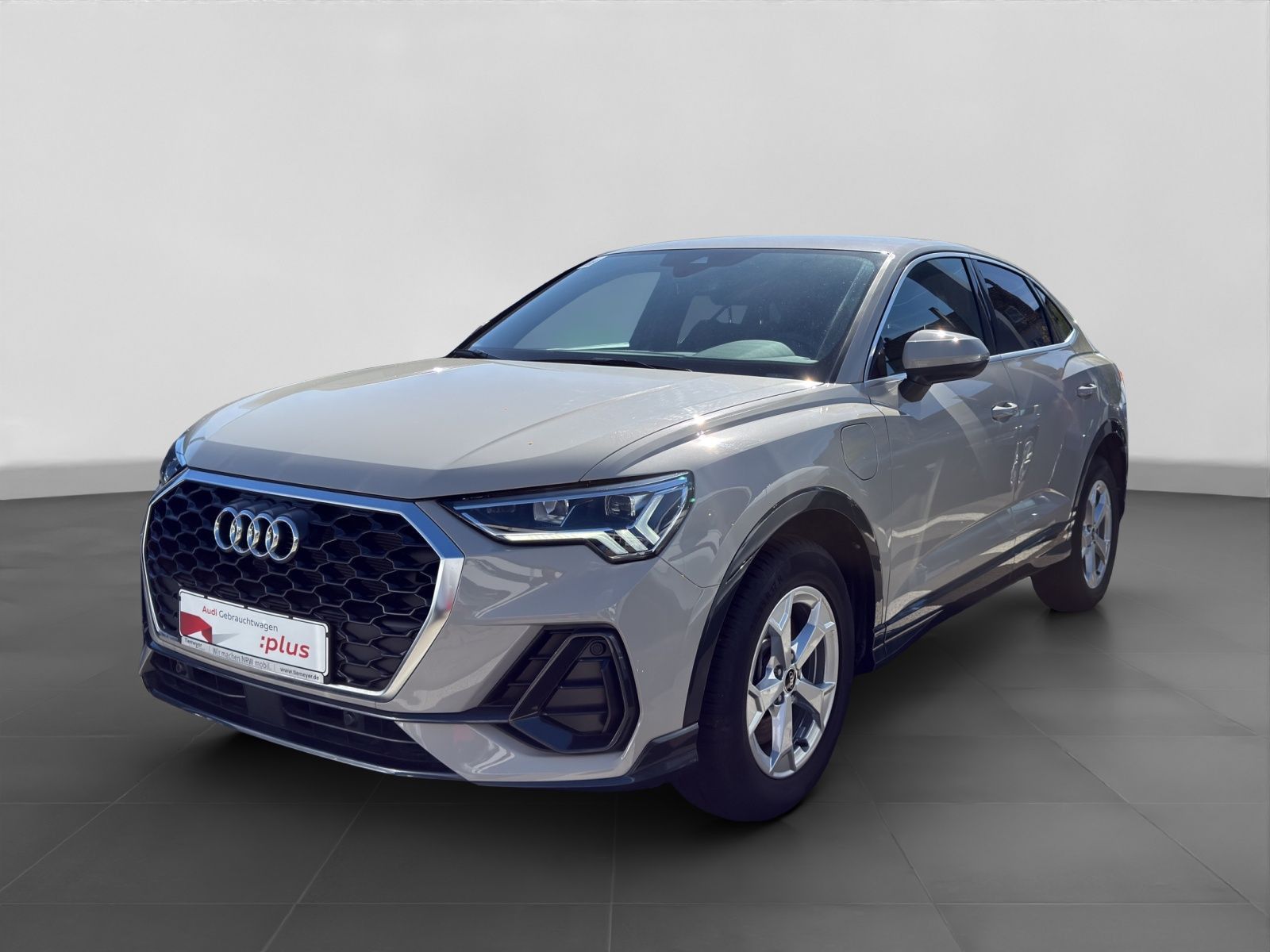 Audi Q3 Sportback 45 TFSI e S lINE LED LM18 NAVI+ foto 19