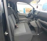 Opel Vivaro Kombi L - gebrauchte Opel Vivaro aus dem Jahr 2020