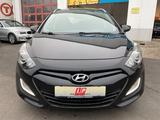 Hyundai i30 cw 1.6 CRDI Xenon SHZ AHK Klima Kamera - Hyundai aus 2014