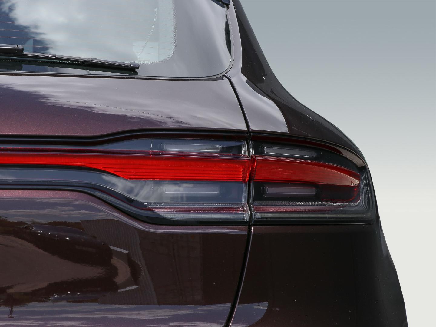 Porsche Macan S Luftfederung PASM Rückfahrkamera