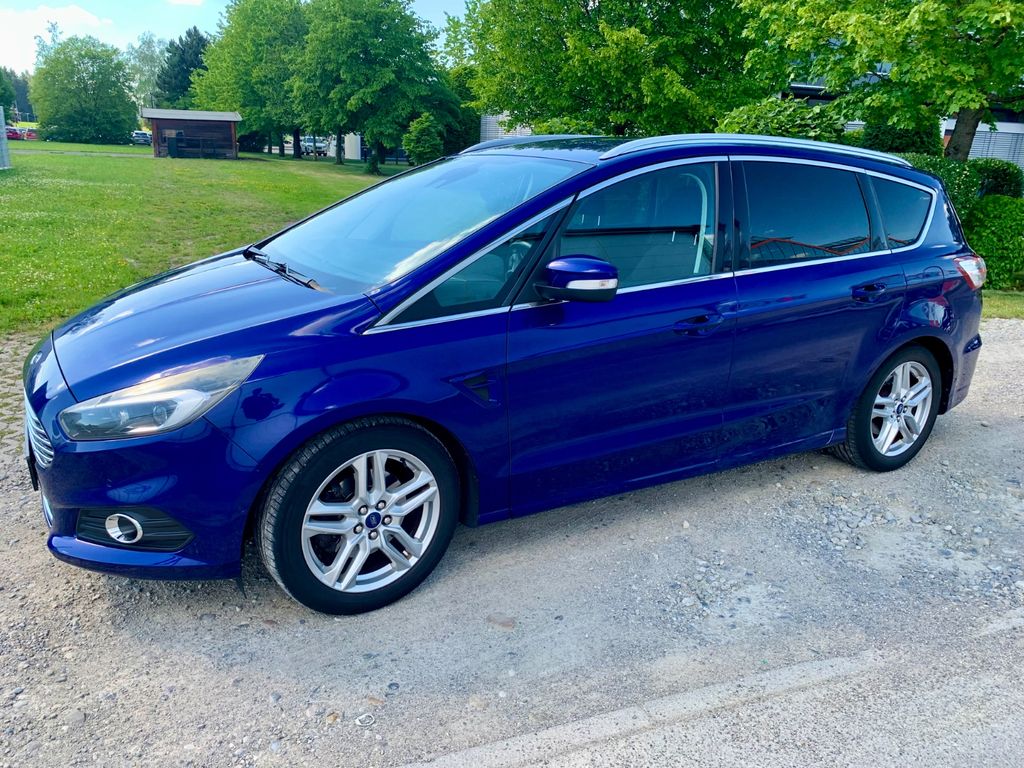 Image of Ford S-Max