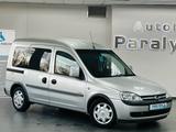 Opel Combo 1.6 Behindertengerecht-Rampe 2+1 - gebrauchte Opel Combo aus dem Jahr 2003