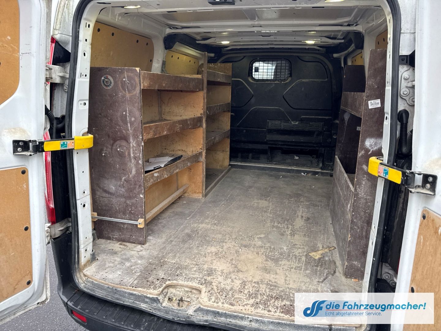 Fahrzeugabbildung Ford Transit Custom Kasten 290 L1 Trend 2.0 TDCi *MOT