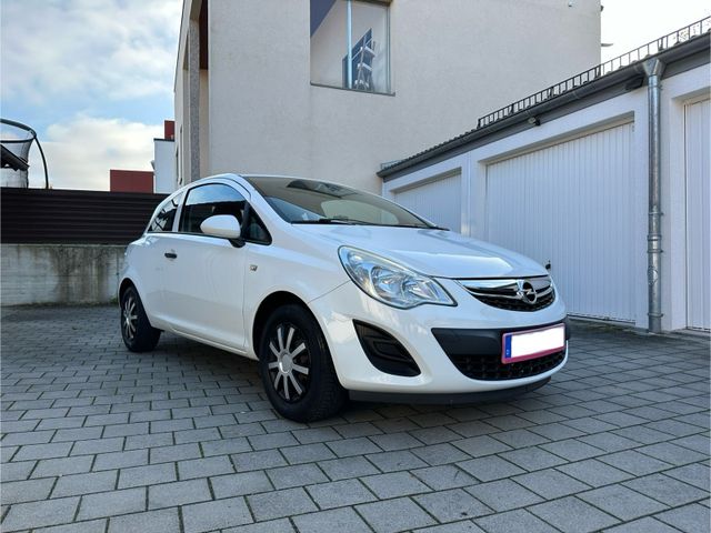 Opel Corsa *8 Fach bereift*Bluetooth*