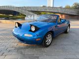 Mazda MX-5 1.9i Lagune Blue - Mazda Oldtimer