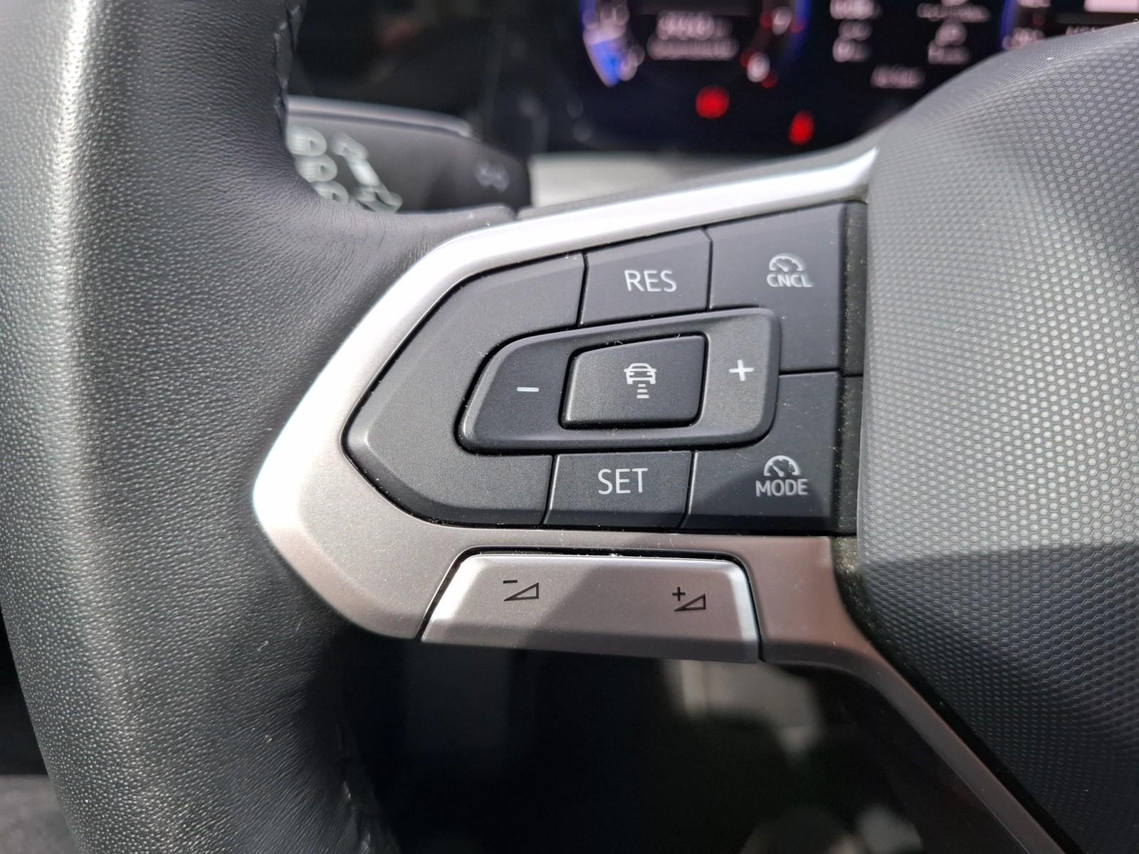 Volkswagen Golf VIII Variant TSI LED AHK ACC PDC AID SH LM, миниатюра 18