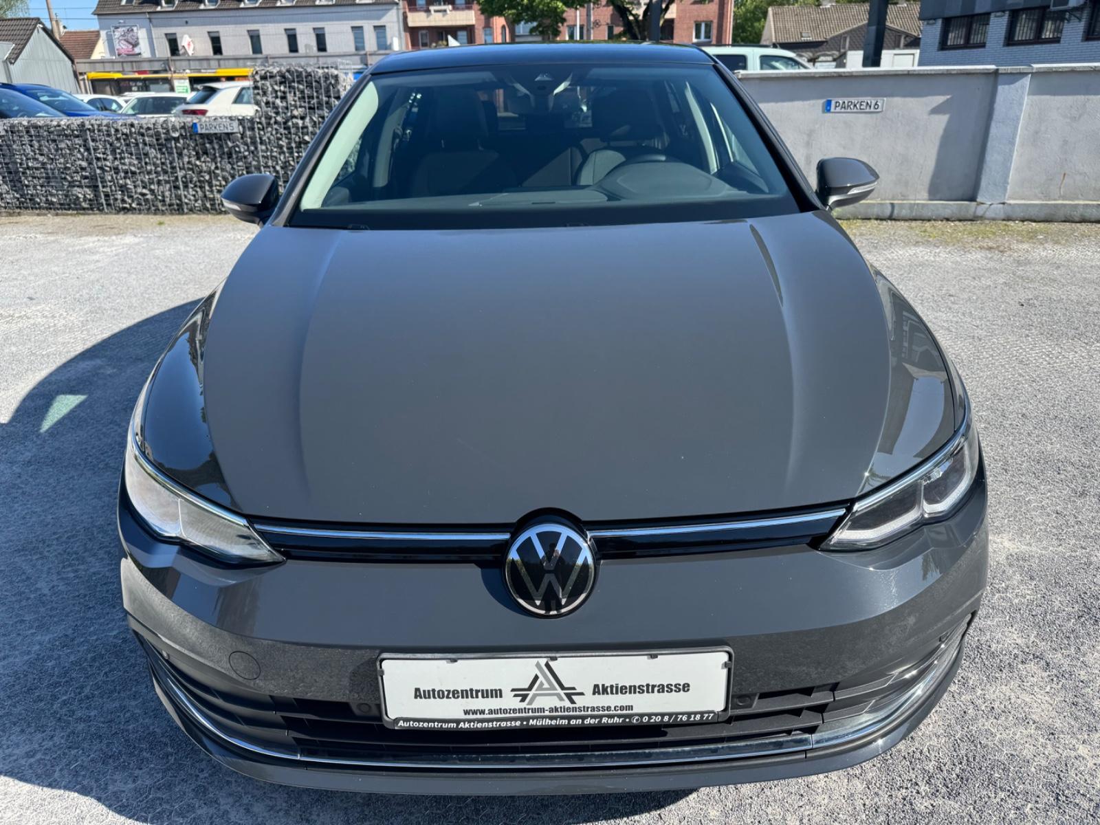 Volkswagen Golf VIII Lim. Active Pamorama Navi ACC App-Conn