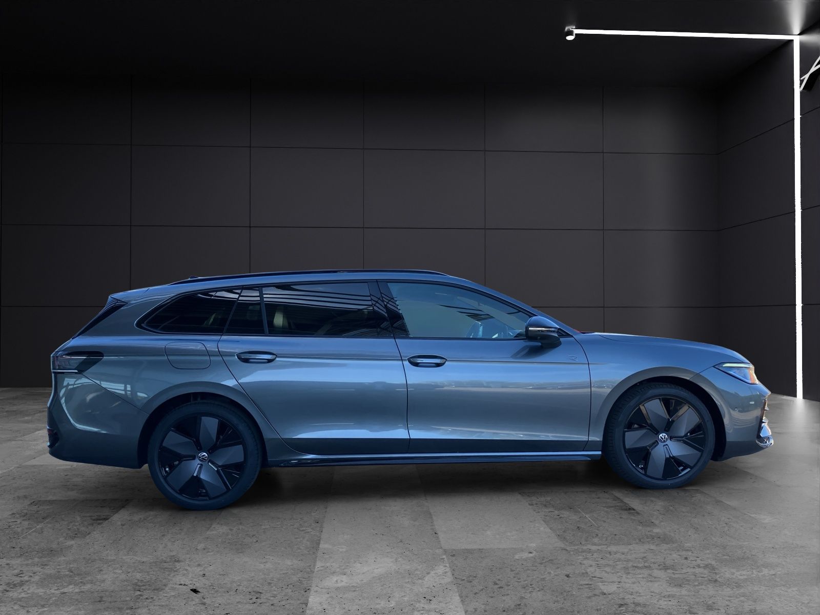 Fahrzeugabbildung Volkswagen Passat Variant TDI R-Line DSG Matrix 4M Navi AHZ