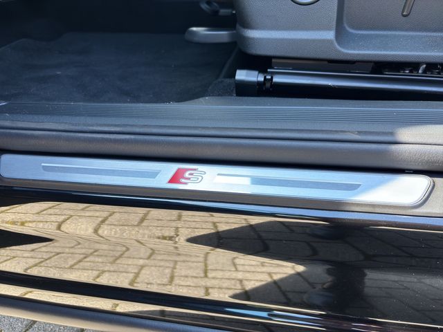 Q4 Sportback e-tron performance 210 kW