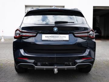 صورة 6 لـ 2024 BMW IX3