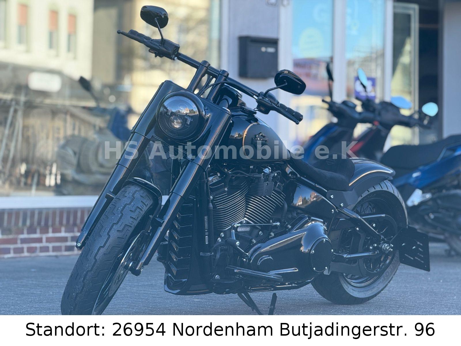 Harley-Davidson FLHCS Heritage Fat Boy 114 200er ABS Tempomat