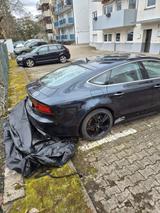 Audi Zum Verkauf steht ein sehr gepflegter Audi A7 Sp - blaue Audi A7