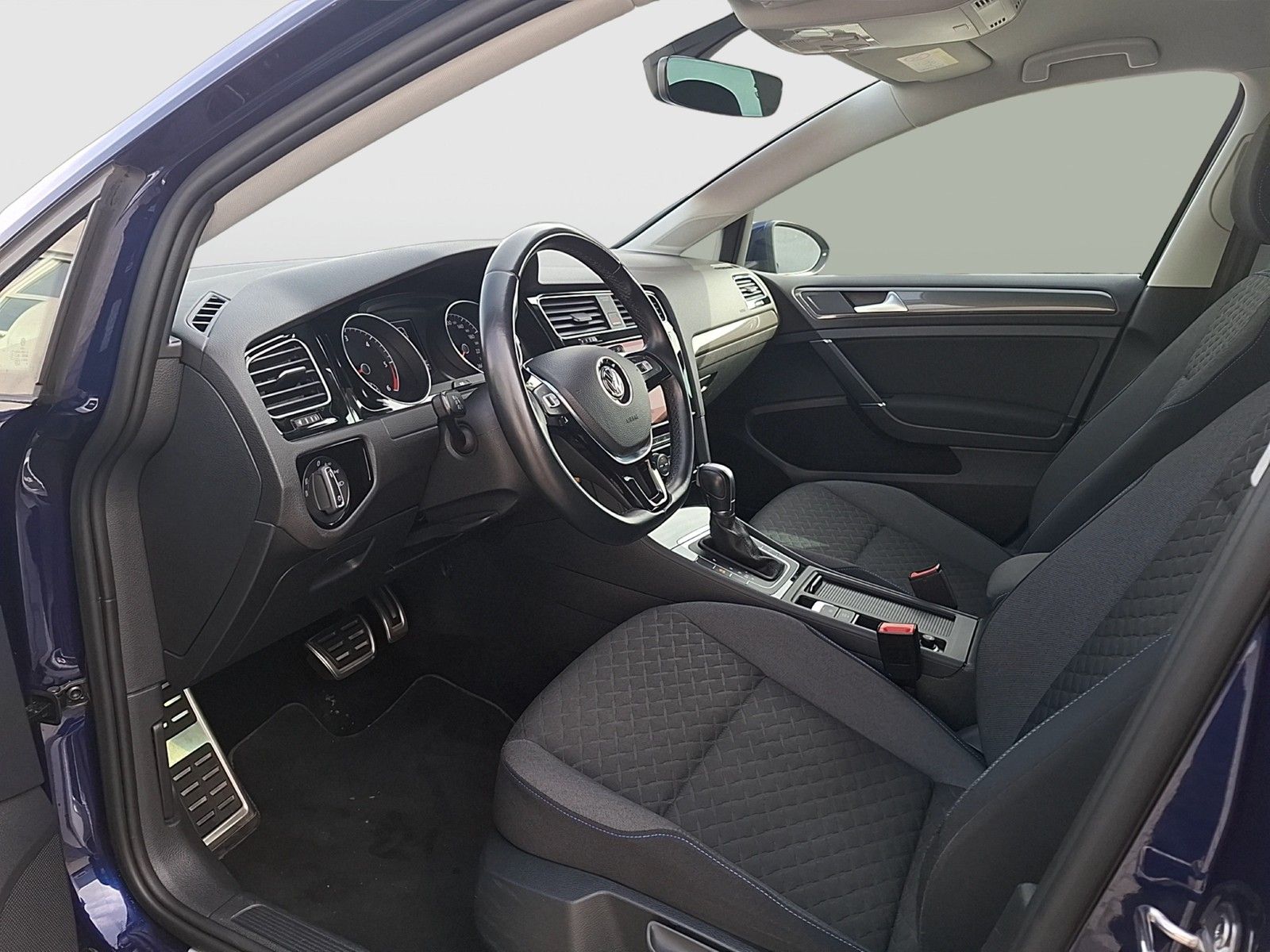 Fahrzeugabbildung Volkswagen Golf VII Variant TDI Join DSG Navi PDC SH LM