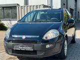 Fiat Punto Evo Dynamic/Klima/Nebelscheinwerfer - blaue Fiat Punto Evo
