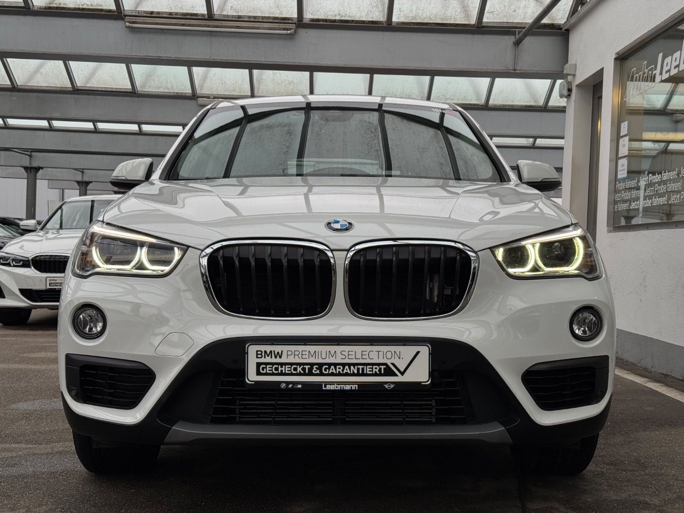 Fahrzeugabbildung BMW X1 xDrive20i Aut. Advantage AHK 2 JAHRE GARANTIE