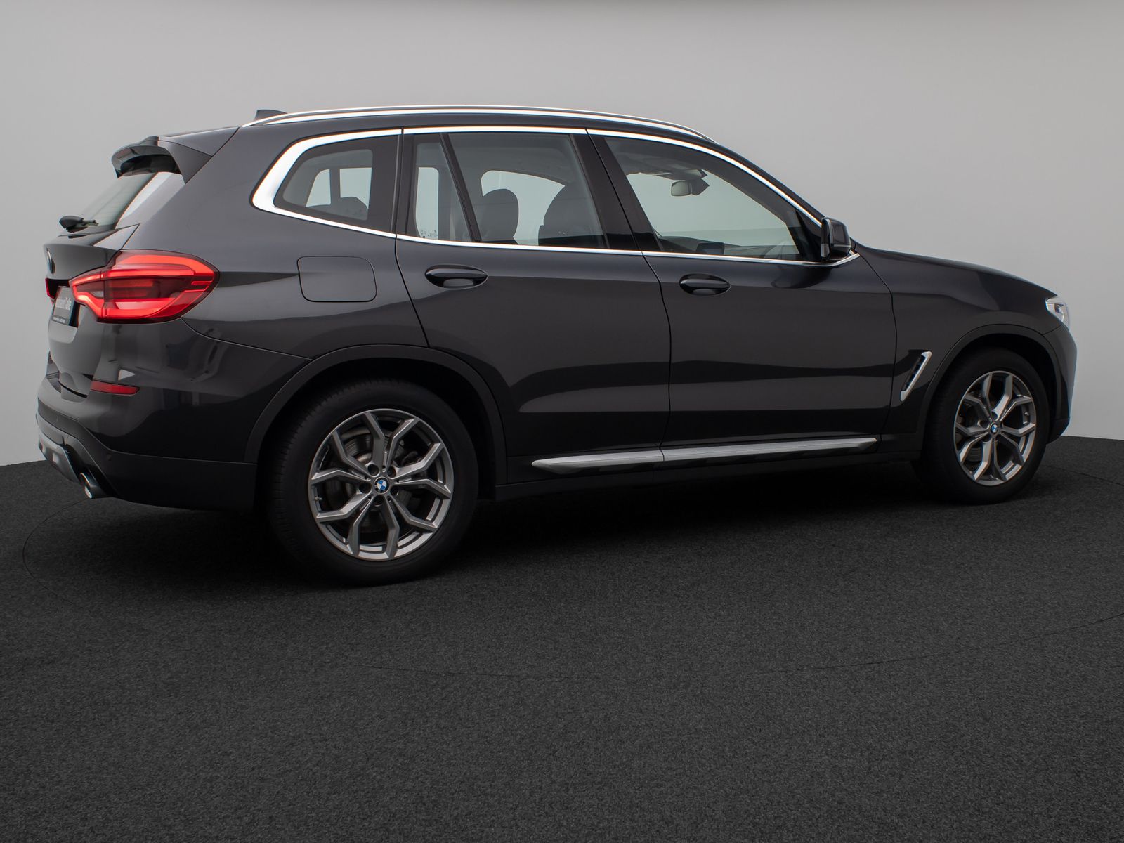 Fahrzeugabbildung BMW X3 xD20d xLine HUD DAB HiFi Lnkrhz Komfort Sport