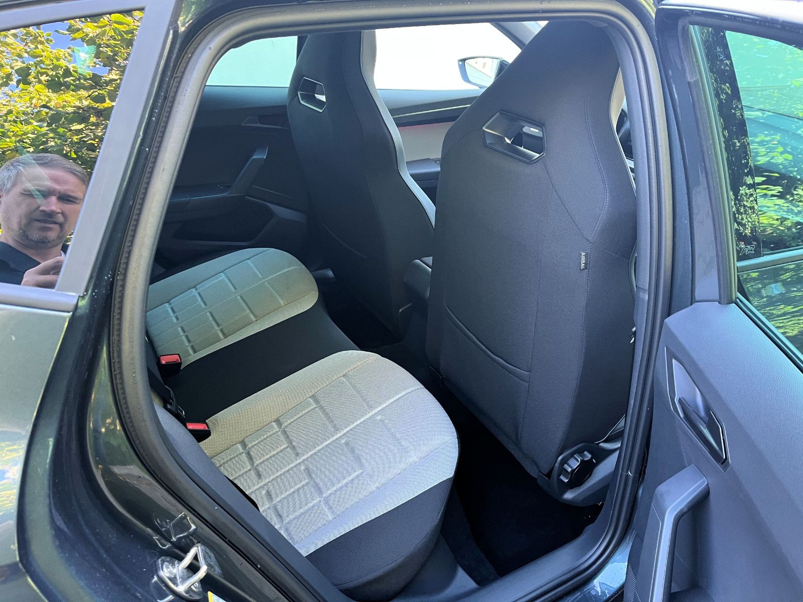 Fahrzeugabbildung SEAT Ibiza 1.5 TSI 110 kW FR DSG 18" NEUES MODELL