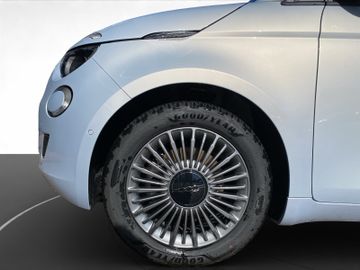 Fiat 500 Elektro Icon 42 kWh +360+Kam.+SHZ+LM++SpurH+