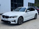 BMW 3 Limousine 320 d xDrive Sport Line/HUP/RCAM/LED - BMW 320 mit Diesel-Antrieb: Limousine