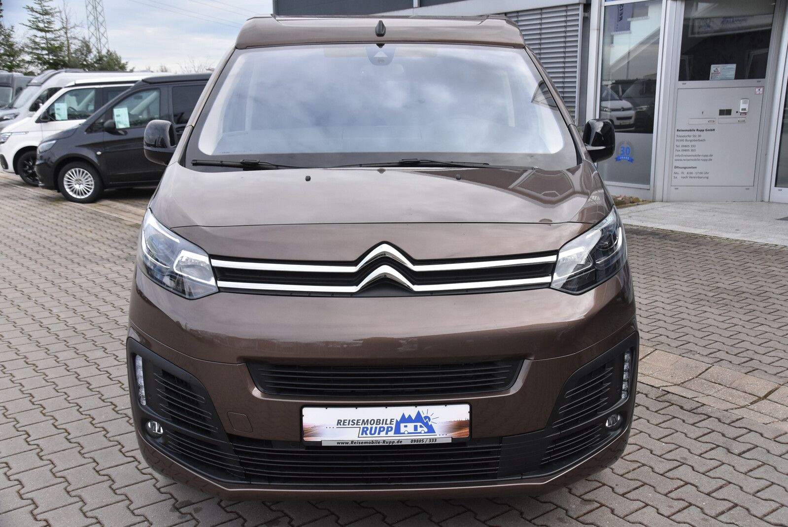 Fahrzeugabbildung Pössl Campster Citroen 180 PS Preisvorteil 9.215 EUR