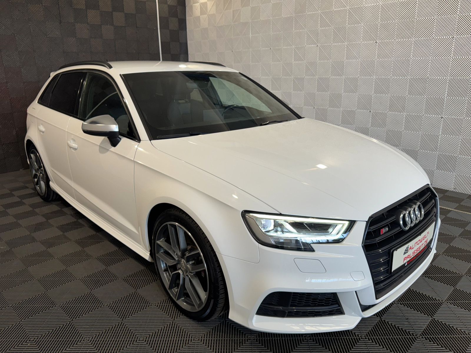Gebrauchtwagen Audi S3 S3 SB 2.0 TFSI QU*EXCLUSIVE*B&O-MATRIX-LED-TEMPO in Horb am Neckar