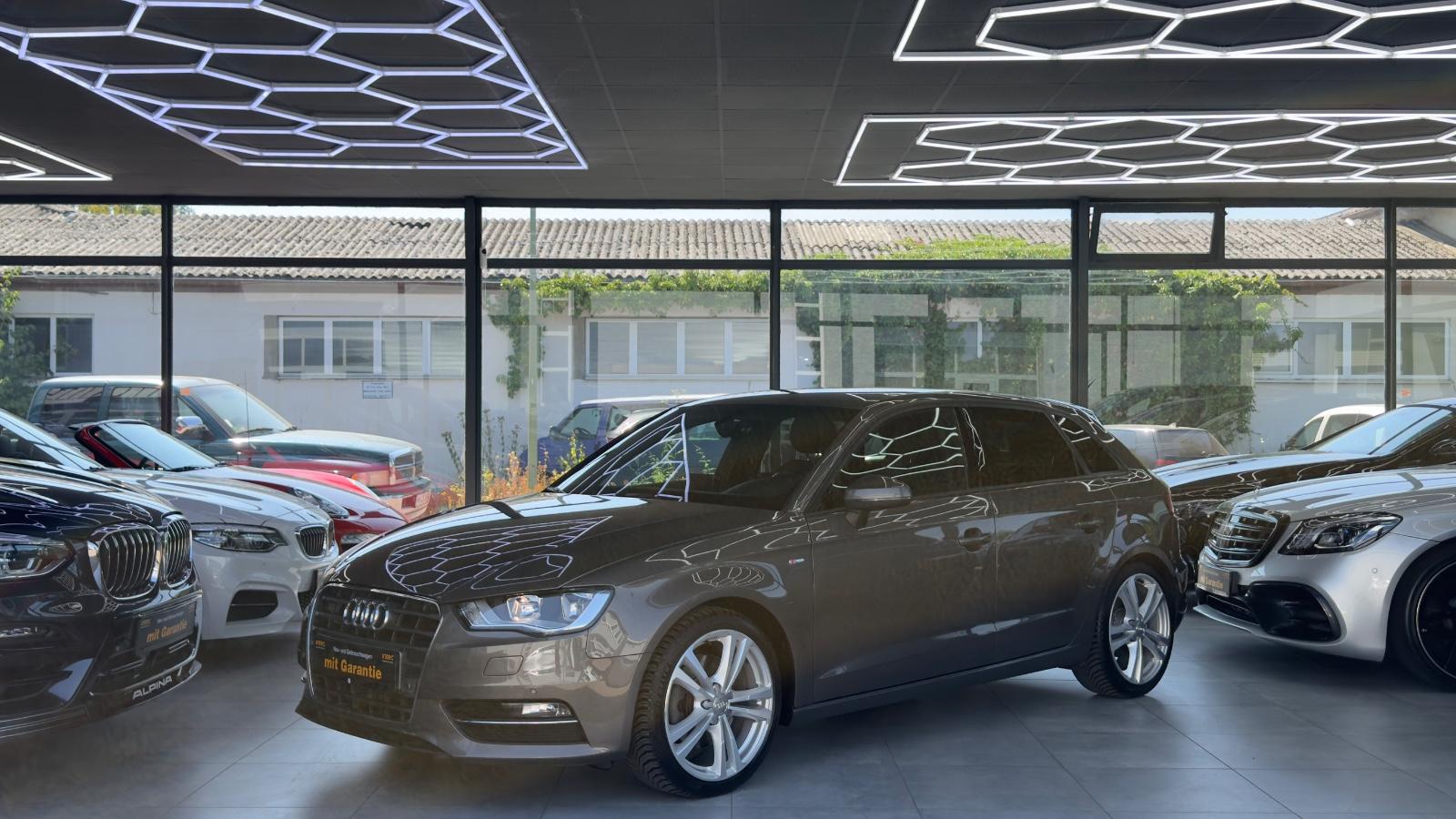 Audi A3 SPORTBACK S-LINE SPORTPAKET NAVI PDC LEDER