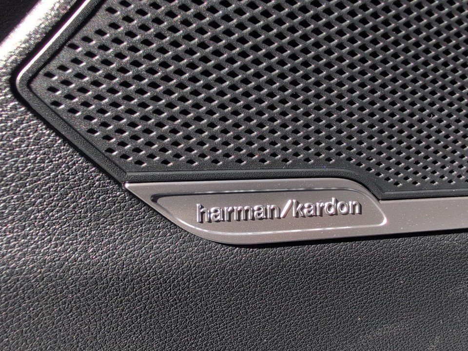 Fahrzeugabbildung Kia SPORTAGE 1.6T AWD 7DCT GT-Line PANO DWP KARDON++