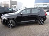 Volvo XC 40 T2 Plus Dark 2WD - Volvo aus 2023