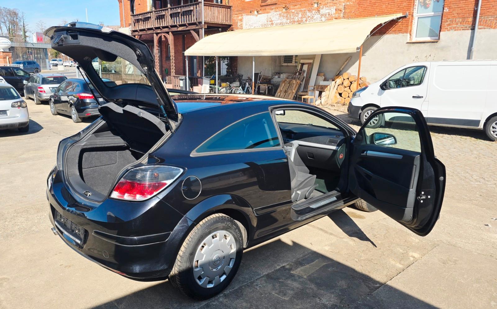 Opel Astra H GTC Sport+AUTOMATIK+XENON+TEMPOMAT