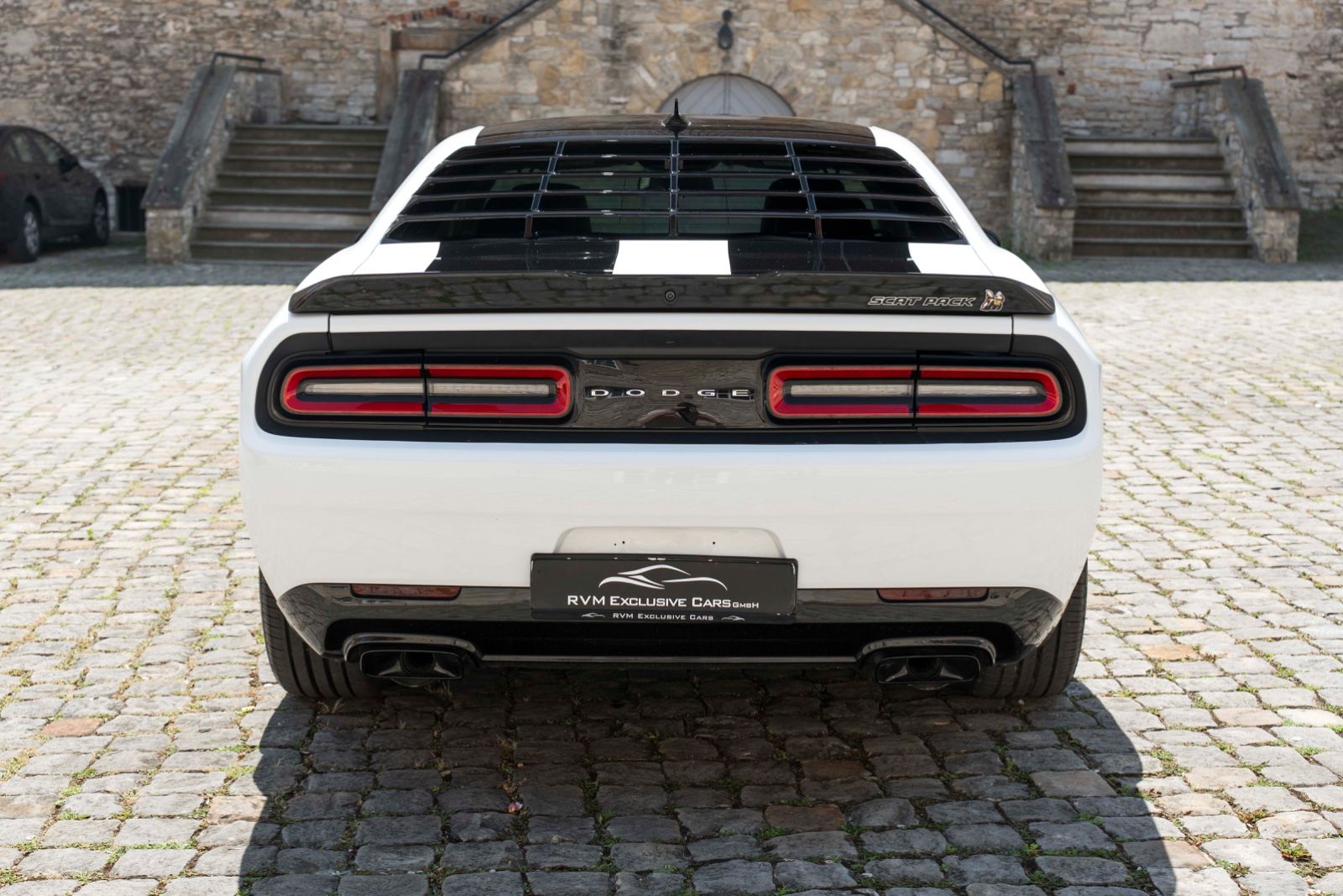 Fahrzeugabbildung Dodge Challenger 6,4L SCAT WIDEBODY ALPINE KAM TOTW