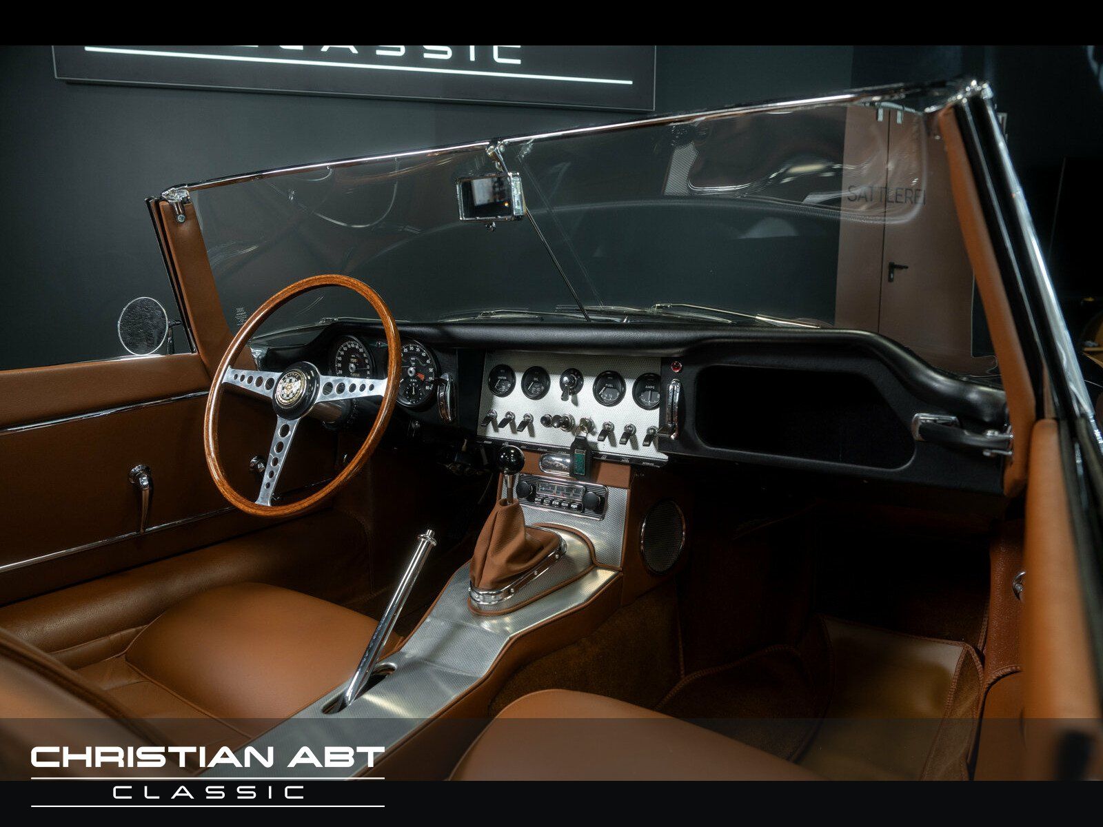 Fahrzeugabbildung Jaguar E-Type Serie 1 3.8 * Note 1 Zustand einzigartig