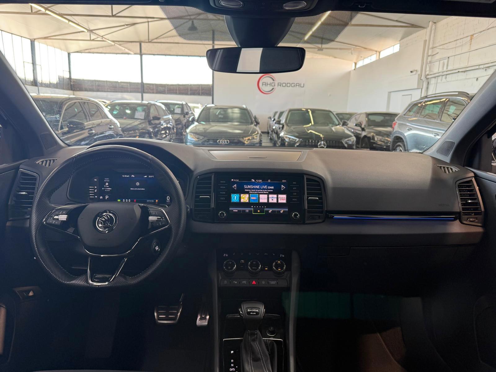 Skoda Karoq Sportline 4x4/KAMERA/LED/AHK/NAV