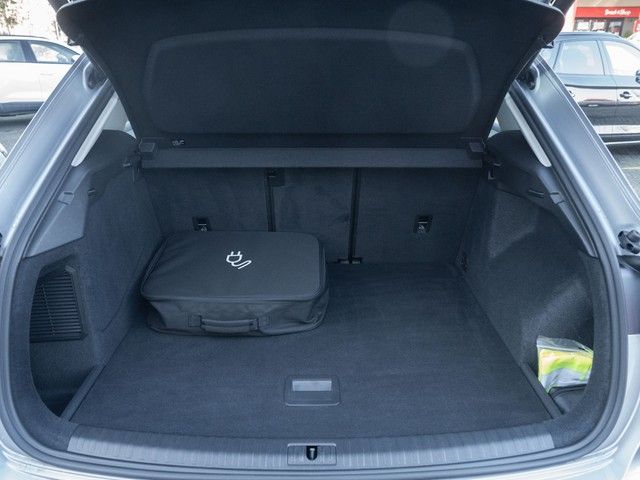 Q3 45 TFSI e LED+NAVI+GJR