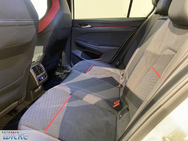 Golf VIII 2.0 TSI DSG GTI Clubsport NAVI KLIMA