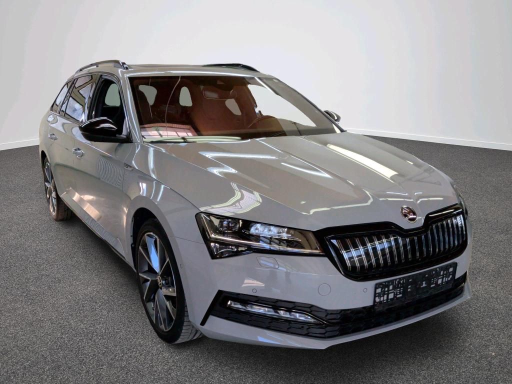 Skoda Superb Combi iV Sportline Pano+AHK+360°+ACC+DCC+ imagem 3