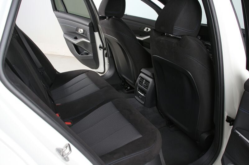BMW 3 Series 2026
