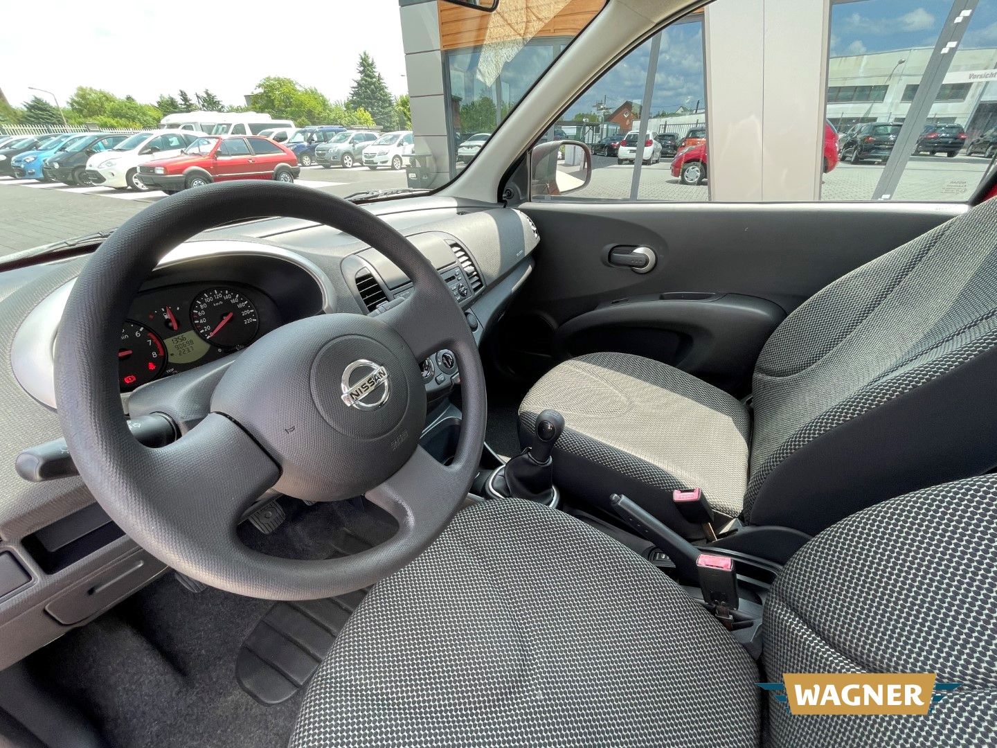 Fahrzeugabbildung Nissan Micra 1.2 Klimaanlage 1-Hand ServoTÜV 12/2026
