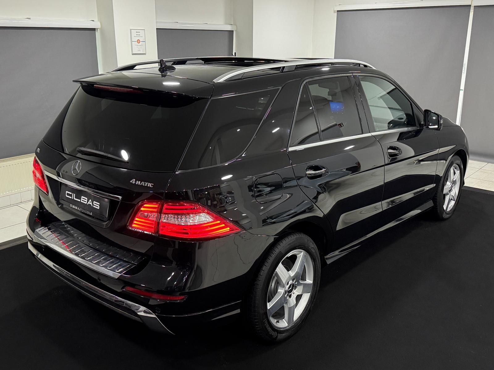 Mercedes-Benz ML 500 BE 4M 7G AMG-LINE*PANO*DISTR*360*AIR.*AHK