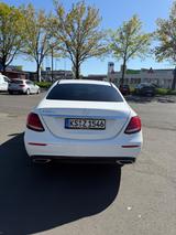 Mercedes-Benz  E200d Scheckheft Mercedes Langstrecke kein Taxi - Mercedes-Benz E 200 Gebrauchtwagen in Kassel