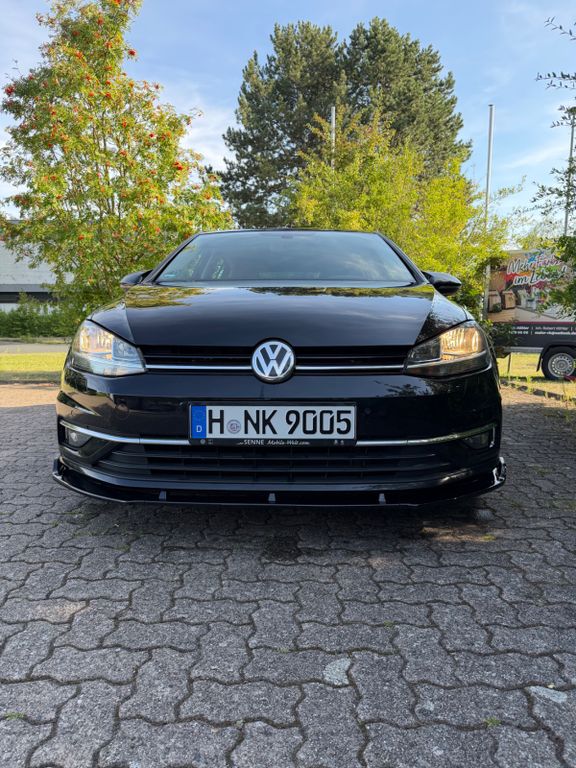 Image of Volkswagen Golf
