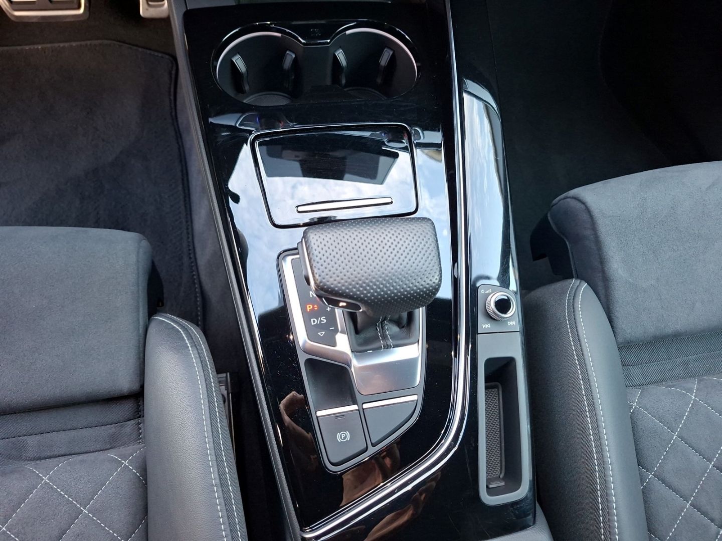 A4 Avant quattro S line *S-Sitze*PANO*B&O*AHK*