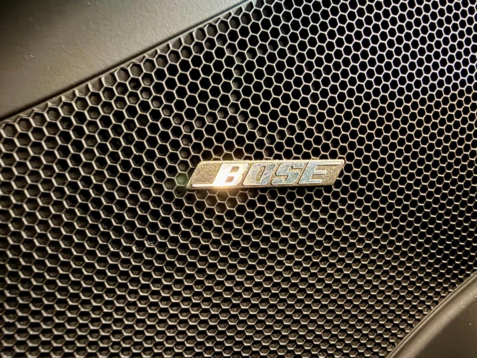 Fahrzeugabbildung Porsche 718 Cayman PDK PASM / LED / Kamera / BOSE