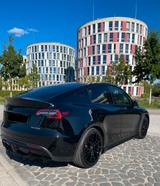 Tesla Performance - EZ 07/22 - 49.284 km - HU 12/28 - Tesla Model Y in Hamburg