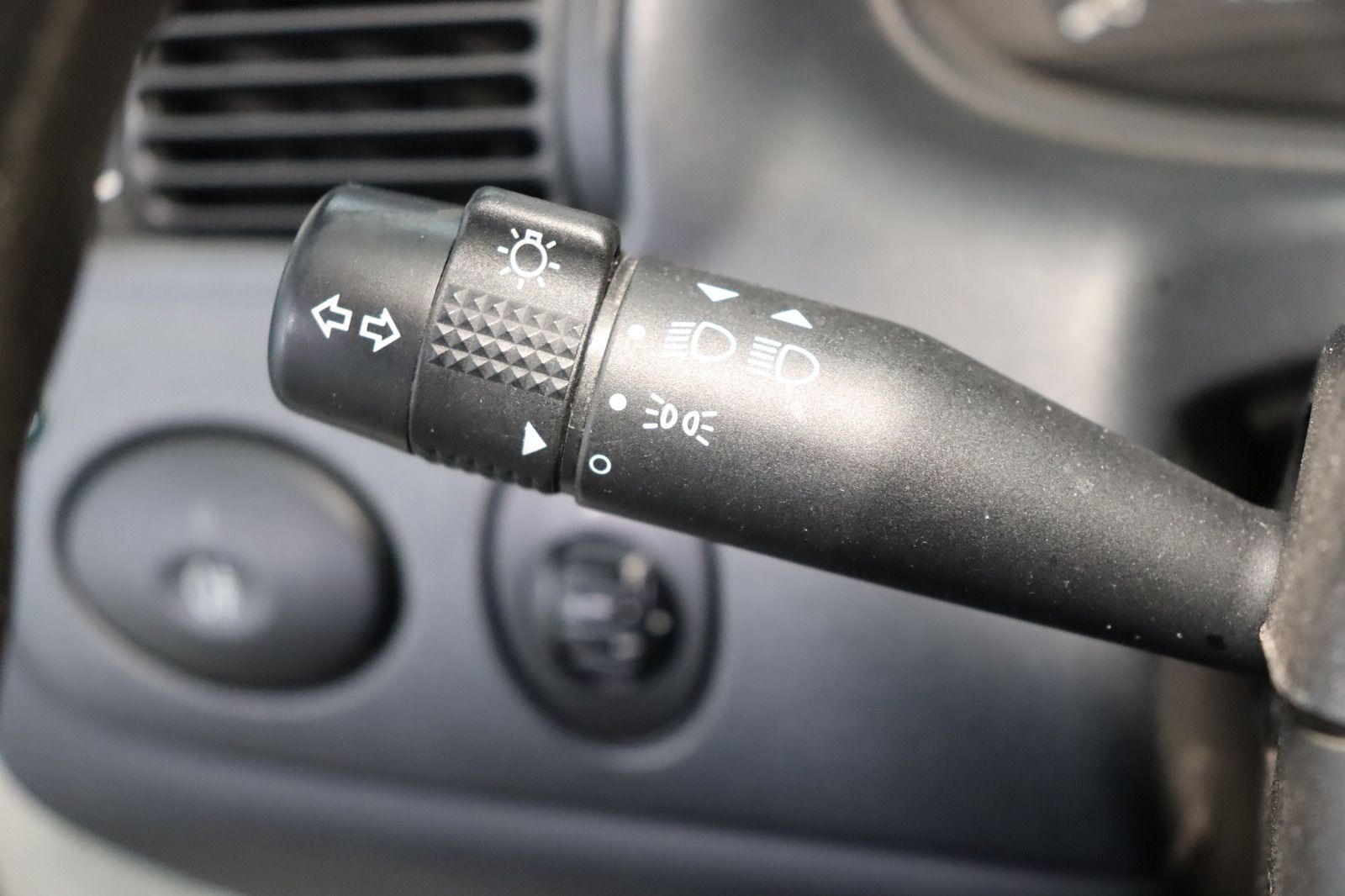 Fahrzeugabbildung Ford Escort 1.3i Flair aus 1. Hand