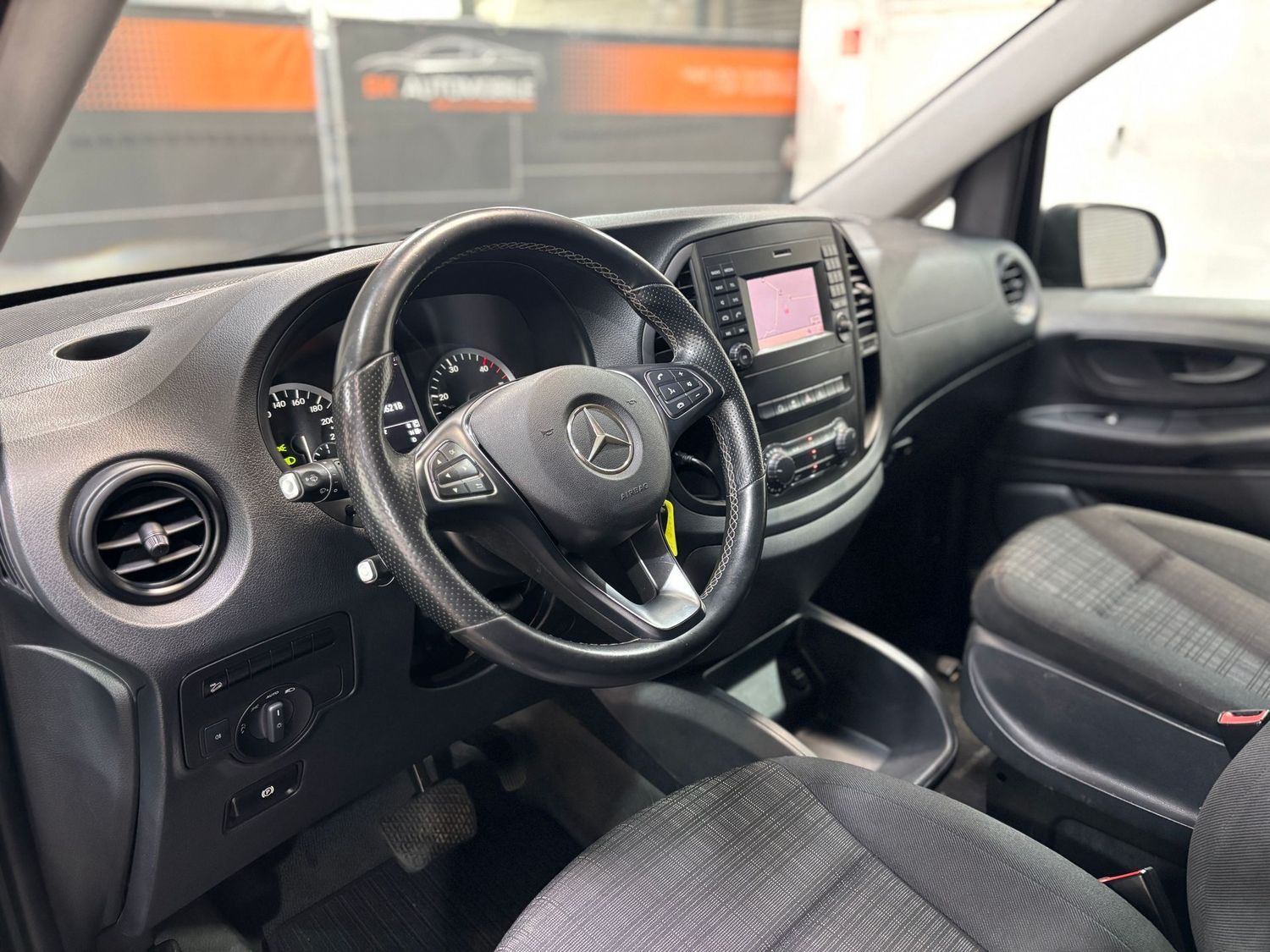 Fahrzeugabbildung Mercedes-Benz Vito Tourer 119 CDI Pro 4MATIC lang#LED#Kamera