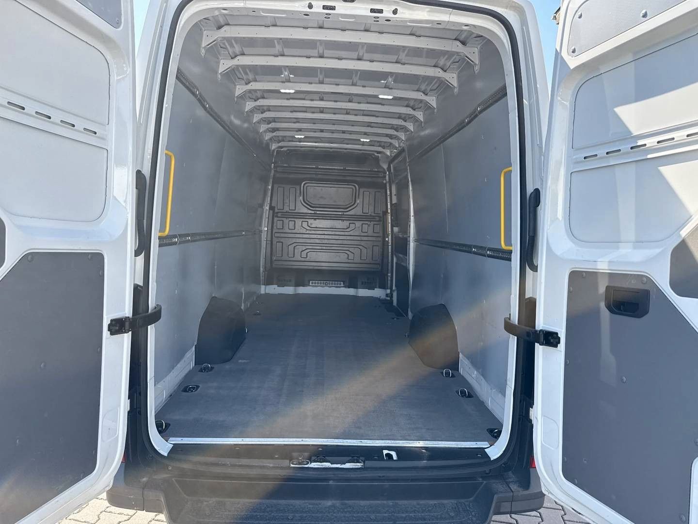 Fahrzeugabbildung MAN TGE 3.140 Hochraum-Kasten SL 2,0 TDI Kamera DAB
