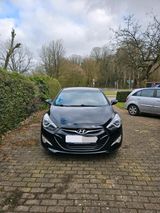 Hyundai Gepflegtes Auto in Top-Zustand! Hyundai i40 - Hyundai i40: Limousine