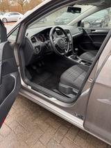 Volkswagen 1.2 TSI 63kW BMT LOUNGE - Volkswagen Golf mit Benzin-Antrieb: 1.6