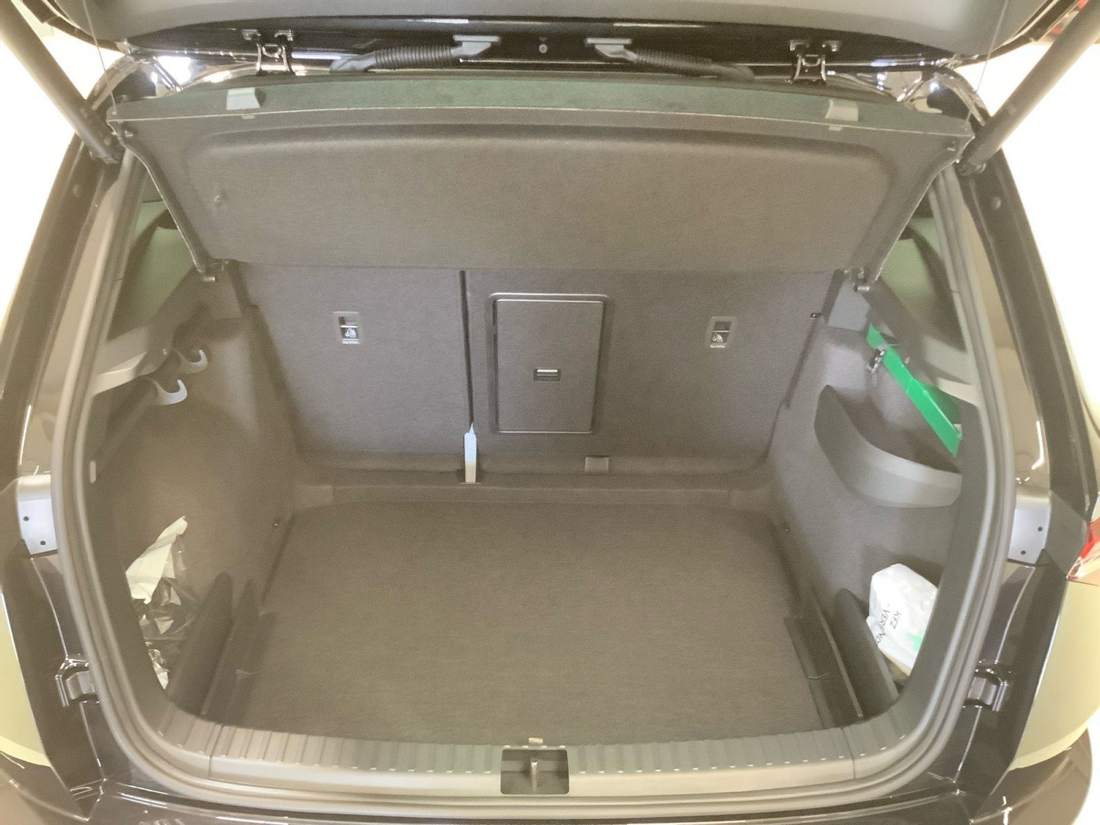 Karoq Sportline TDI 110 kW DSG NAVI LED AHK