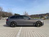 BMW 540i xDriveTour. M-Sport Service+Repair Paket - BMW 540: Braun